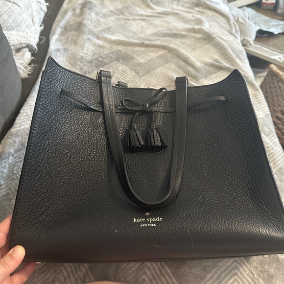 kate spade Handbags - Kate Spade Black Leather Tote